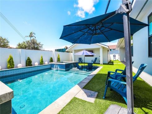 11221 Davenport Road, Rossmoor, CA