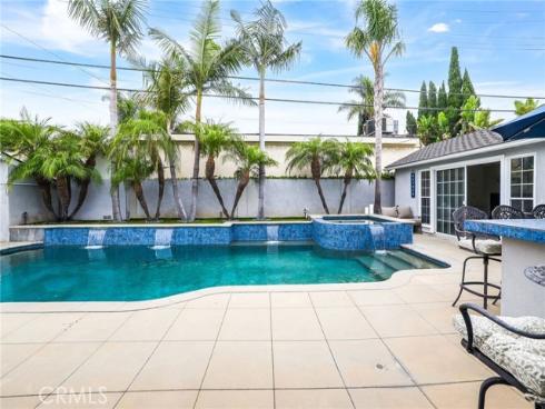 12852  Foster Road  , Rossmoor, CA