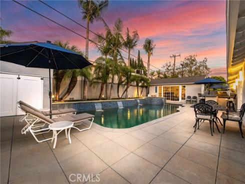 12852  Foster Road  , Rossmoor, CA