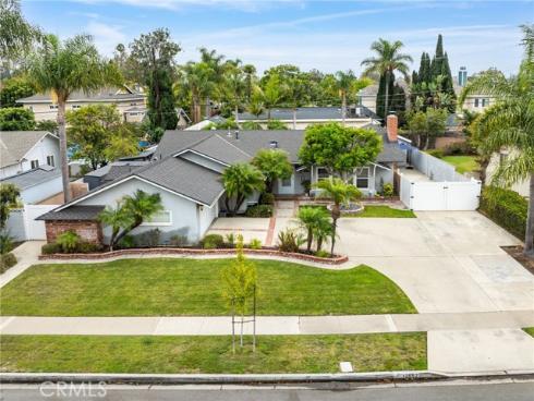 12852  Foster Road  , Rossmoor, CA