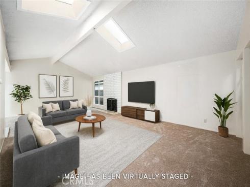 11272 Wembley Road, Rossmoor, CA