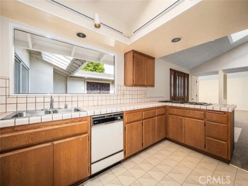 11272 Wembley Road, Rossmoor, CA