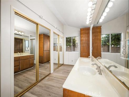 11272 Wembley Road, Rossmoor, CA