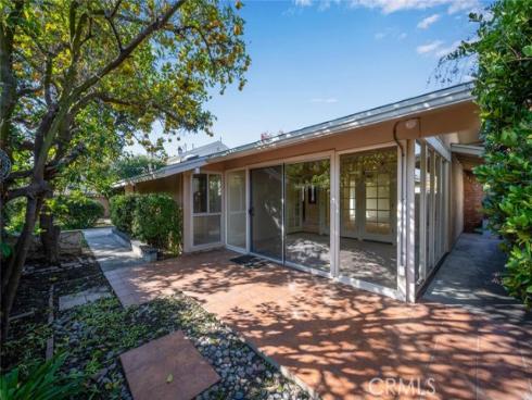 11272 Wembley Road, Rossmoor, CA