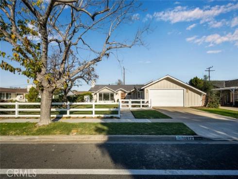 12672  Foster  , Rossmoor, CA