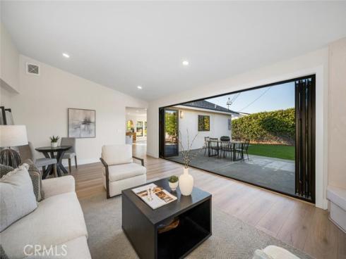 12672  Foster  , Rossmoor, CA