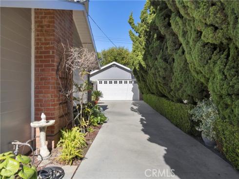 3321  Wimbleton  , Rossmoor, CA