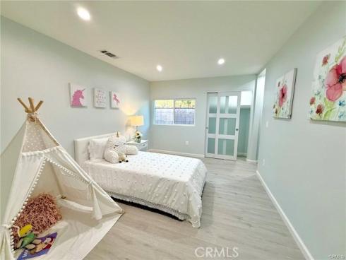 3432  Yellowtail   Drive, Rossmoor, CA