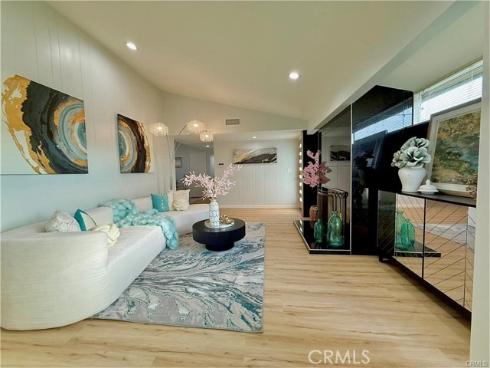 3432  Yellowtail   Drive, Rossmoor, CA