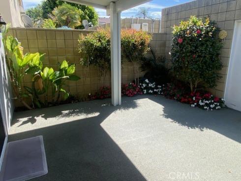 3342  Bradbury  20  Road, Rossmoor, CA