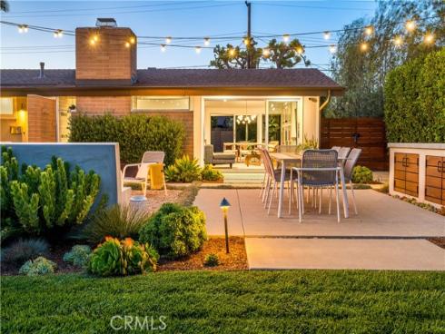 3231  Rowena  , Rossmoor, CA