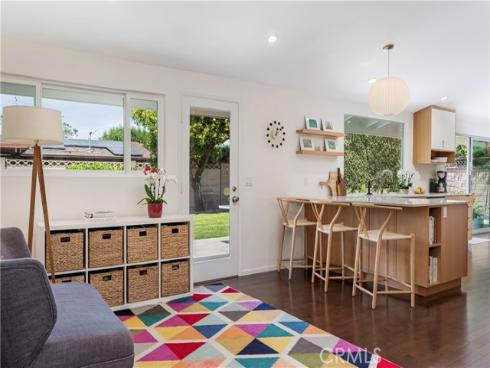 3231  Rowena  , Rossmoor, CA