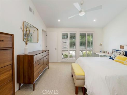 3231  Rowena  , Rossmoor, CA