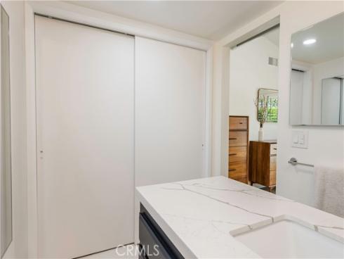 3231  Rowena  , Rossmoor, CA