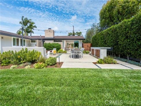 3231  Rowena  , Rossmoor, CA