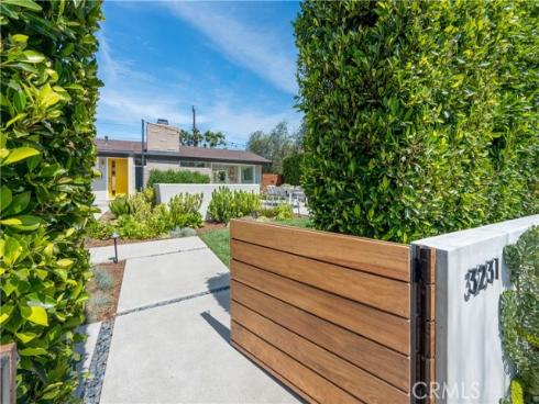 3231  Rowena  , Rossmoor, CA