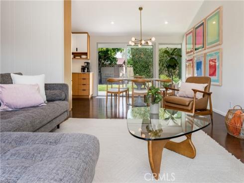 3231  Rowena  , Rossmoor, CA