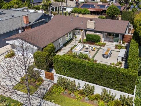 3231  Rowena  , Rossmoor, CA