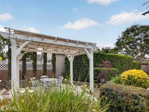 3342 Hillrose Drive , Rossmoor, CA