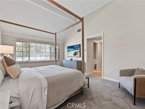11672 Foster Road , Rossmoor, CA