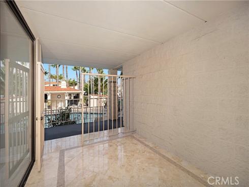 405  Avenida Granada  202 , San Clemente, CA