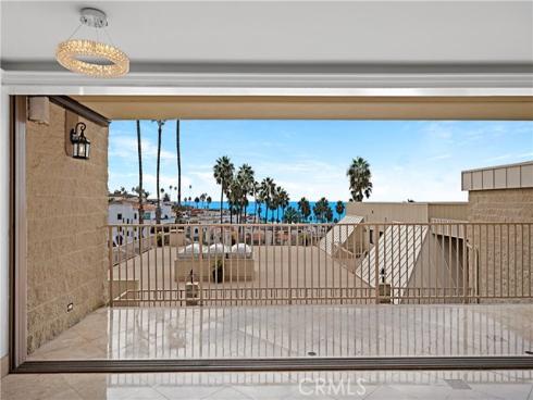 405  Avenida Granada  202 , San Clemente, CA