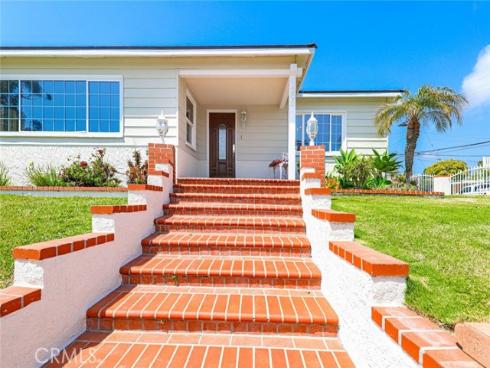 1202  Avenida De La Estrella  , San Clemente, CA