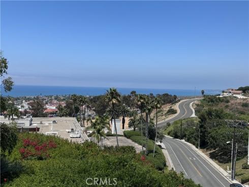 134  Avenida Presidio  11 , San Clemente, CA