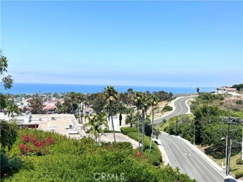 134  Avenida Presidio  11 , San Clemente, CA