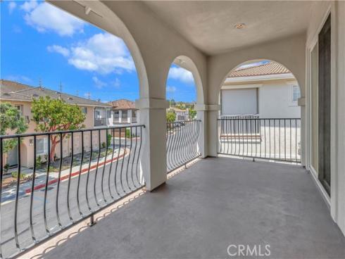 39  Avenida Brio  105 , San Clemente, CA