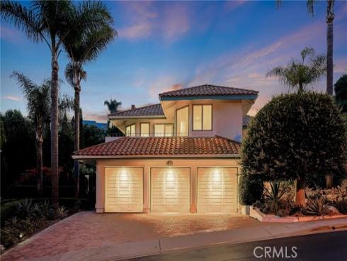 23  Cantilena  , San Clemente, CA