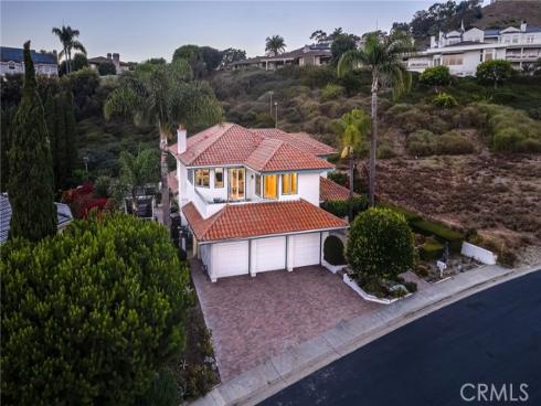 23  Cantilena  , San Clemente, CA