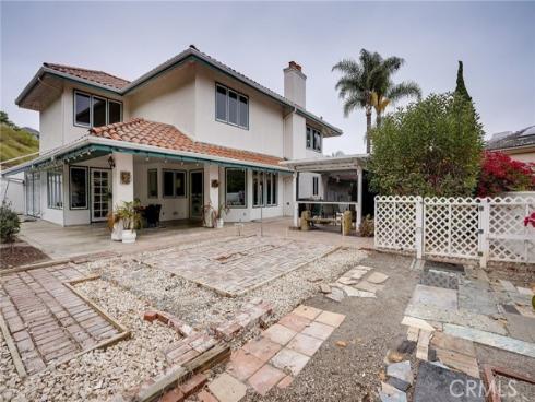 23  Cantilena  , San Clemente, CA