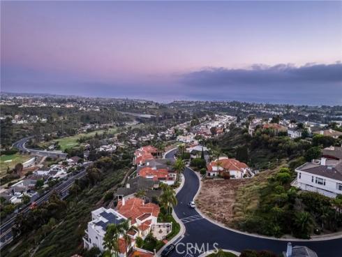 23  Cantilena  , San Clemente, CA