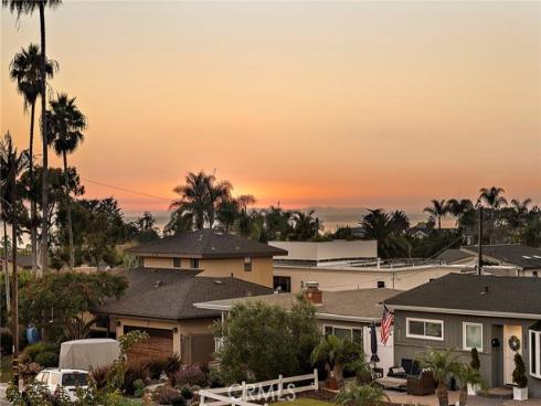 215  Avenida Princesa  , San Clemente, CA