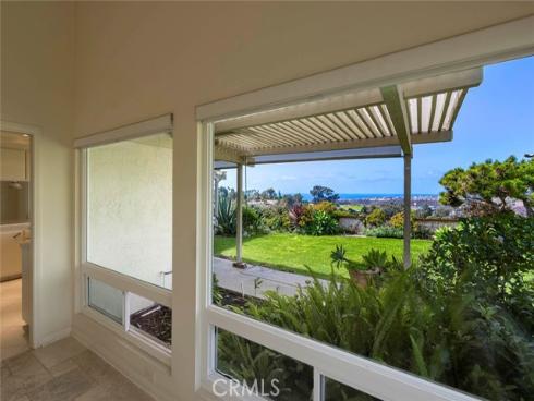 313  Calle Pueblo  , San Clemente, CA