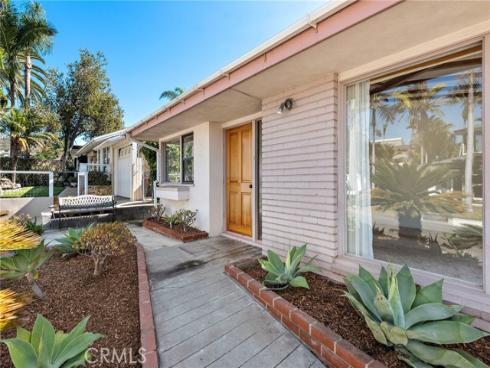 120  Avenida Dominguez  , San Clemente, CA