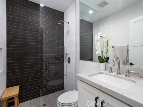 204  Avenida San Carlos  , San Clemente, CA