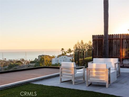 204  Avenida San Carlos  , San Clemente, CA