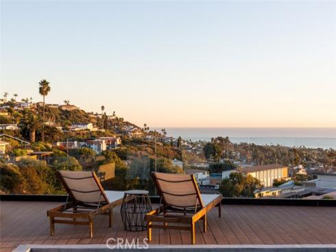 204  Avenida San Carlos  , San Clemente, CA