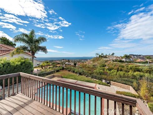 877  Calle Vallarta  , San Clemente, CA