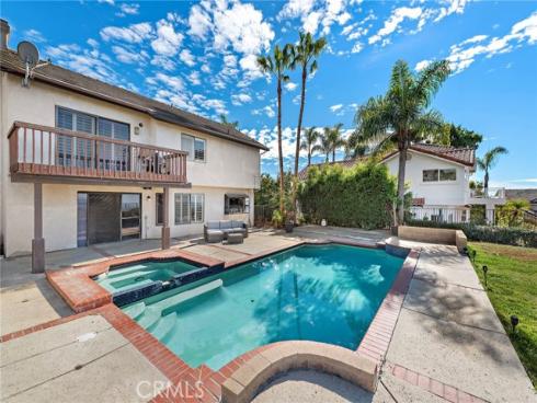 877  Calle Vallarta  , San Clemente, CA