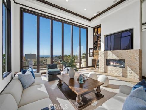 35  Cantilena  , San Clemente, CA