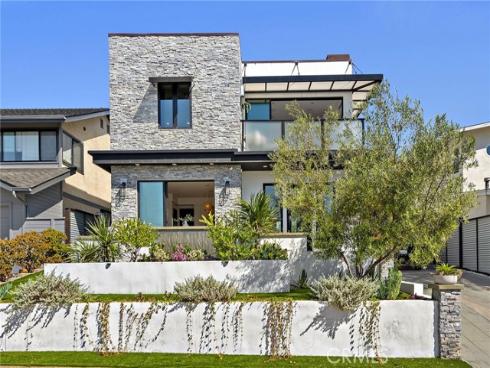 145 W Avenida Cadiz  , San Clemente, CA