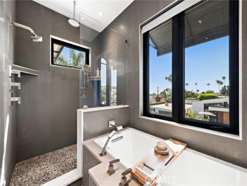 145 W Avenida Cadiz  , San Clemente, CA