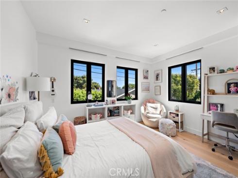 145 W Avenida Cadiz  , San Clemente, CA