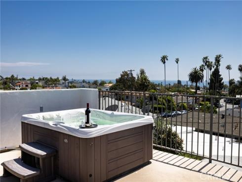 226  Avenida Monterey  , San Clemente, CA