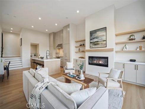 229  Avenida Monterey  B , San Clemente, CA