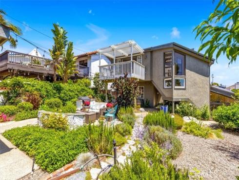 210 W Avenida Gaviota  , San Clemente, CA