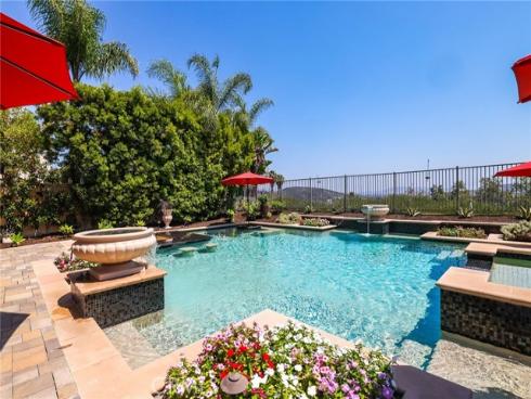 15  Calle Gaulteria  , San Clemente, CA